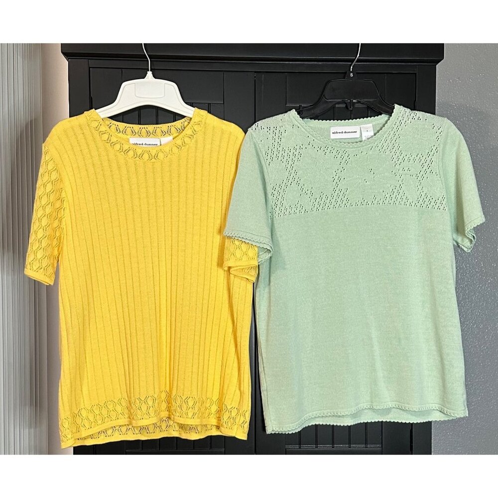 2 Alfred Dunner Womens Sweater Small Short Sleeve Yellow Light Green USA Retro